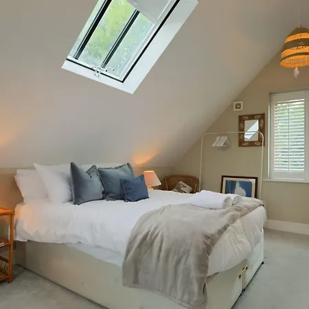 Musthay Mews Tockington Holiday home Bristol
