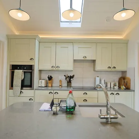 Musthay Mews Tockington Holiday home