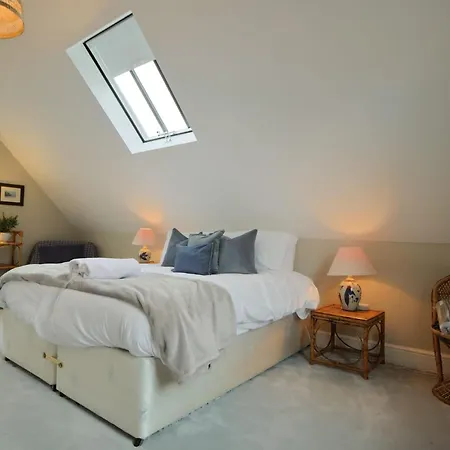 Musthay Mews Tockington Holiday home