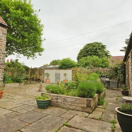 Holiday home Musthay Mews Tockington *
