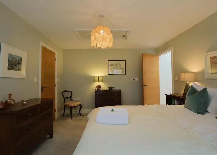 Musthay Mews Tockington بيت للعطل *